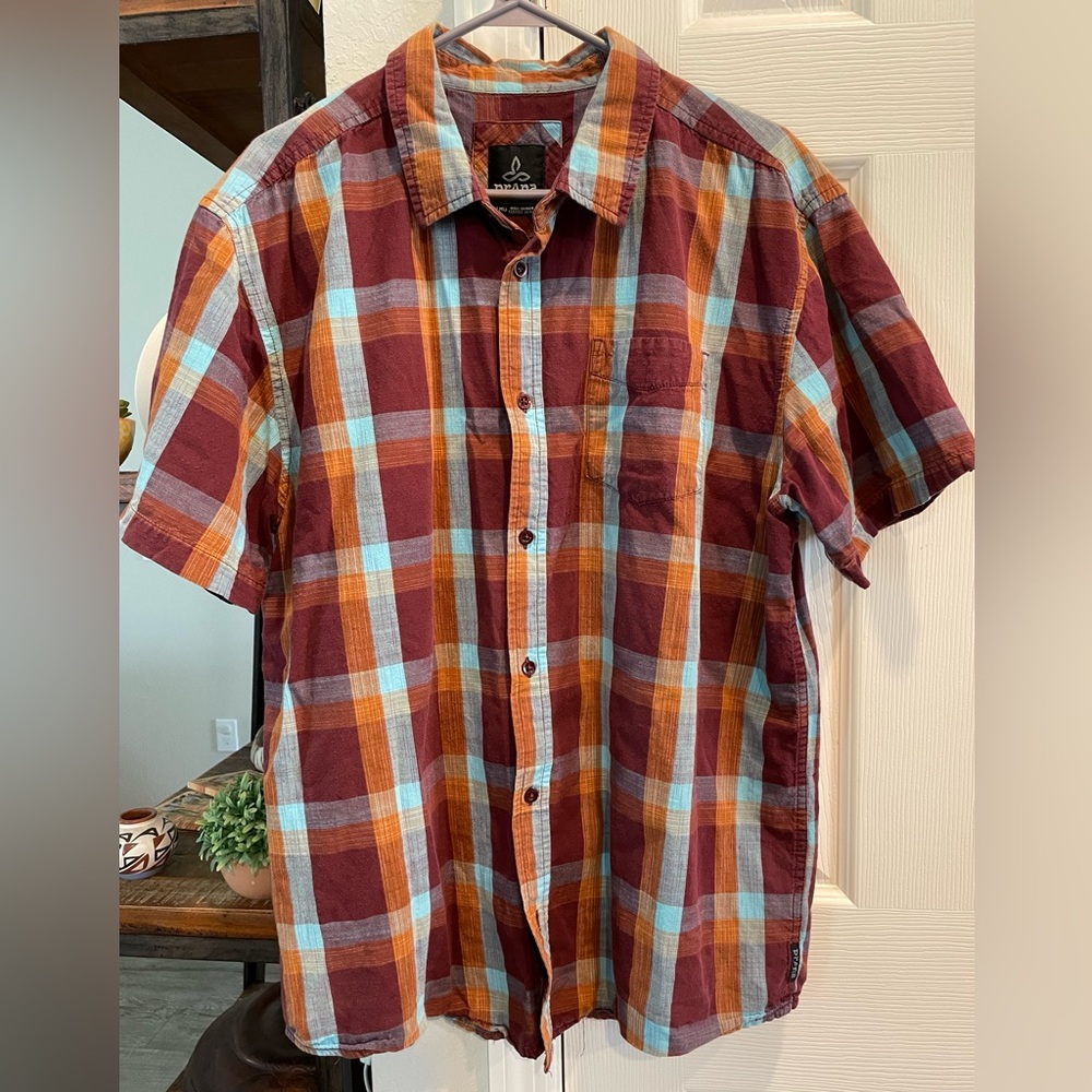 prAna Ecto SS Men’s XL short sleeve Button up plaid western shirt burgundy blue